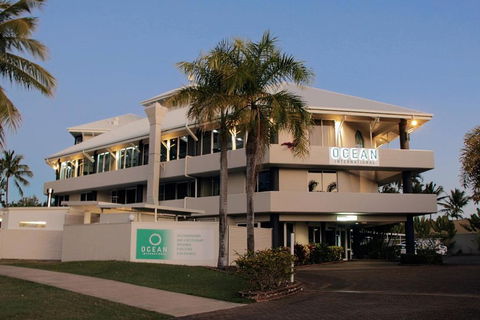 Ocean International Hotel - Accommodation Australia 0