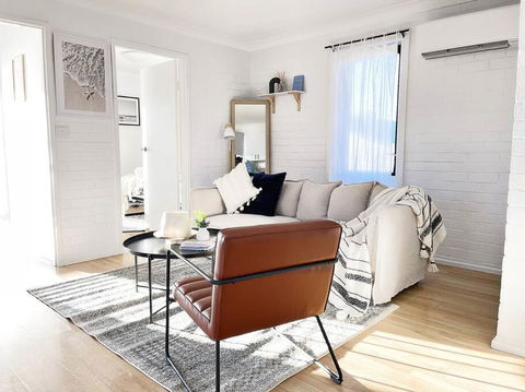 OCEAN MIST - DIRECT BEACHFRONT ON CASEYs BEACH - Bed n Breakfasts 0