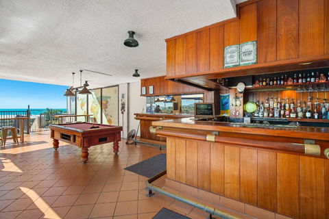 OCEAN VIEWS 10 - Local Tourism 1