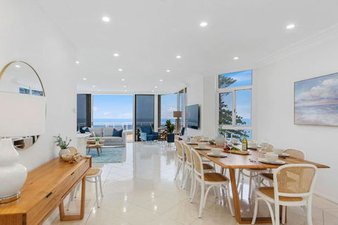 Ocean Vista Escape - A Lofty Beachfront Penthouse - Local Tourism 2