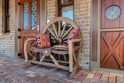 Old Bank Boutique Hotel - Accommodation Australia 3