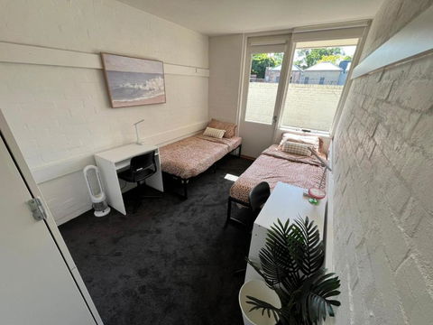 Ozi Village Cardigan - Accommodation Australia 1