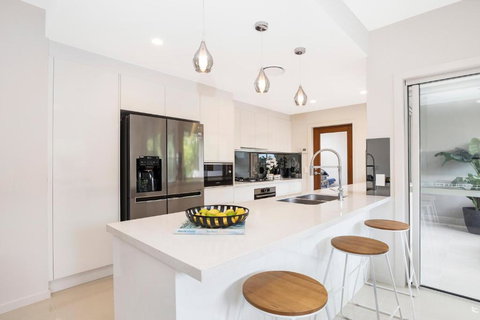 Park Avenue Luxe Townhouse Brand New Sleeps 9 - Australia Shopping 3