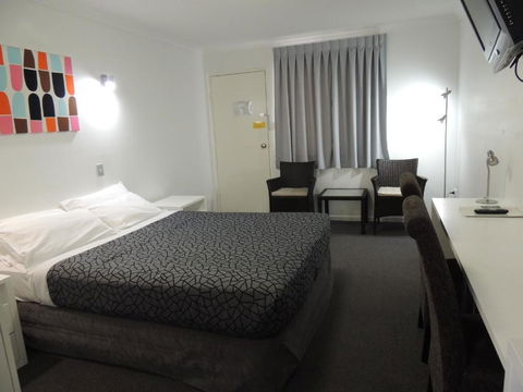 Park View Motel - Accommodation Australia 1