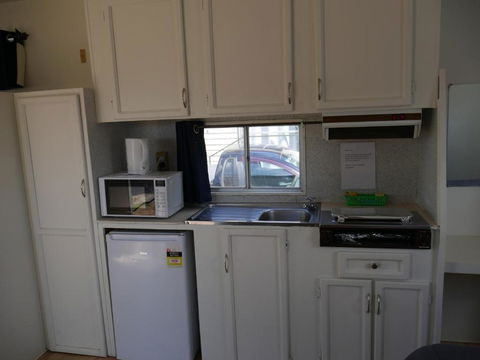 Parkes Country Cabins - Accommodation Australia 2
