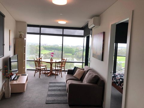 Parkview Modern Apartment W Parking @ Olympic Park - Accommodation Australia 1