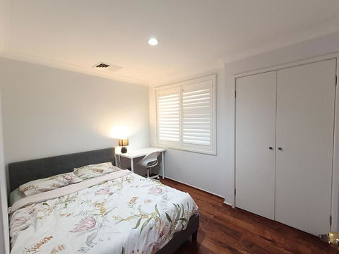Peaceful Room In Modern Baulkham Hills Home - BH3 - Accommodation Australia 0