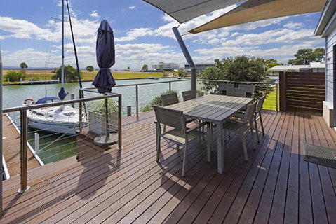 Pelican Landing - Accommodation Australia 2