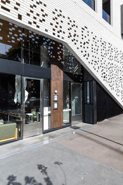 Penthouse Apartment Collingwood - Local Tourism 3