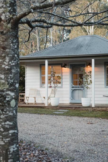 Peony Farm Green Cottage - Bed n Breakfasts 0