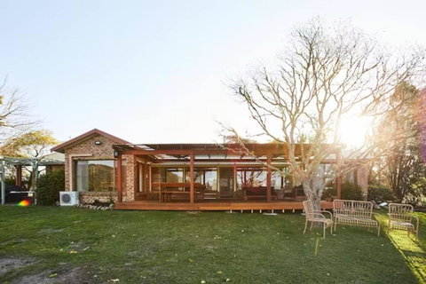 Peppercorns Riverside Farm Stay - Bed n Breakfasts 3