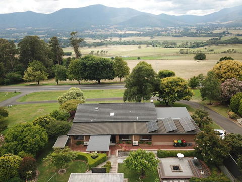 Perfect Country Home - Local Tourism 1