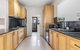 Perfectly Located 4-Bed House In Kensington - thumb 2