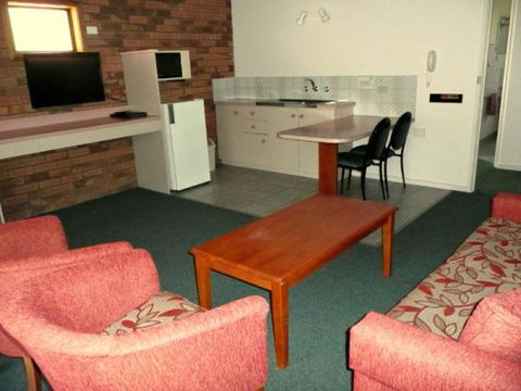 Pinnacle Holiday Lodge - Accommodation Australia 1