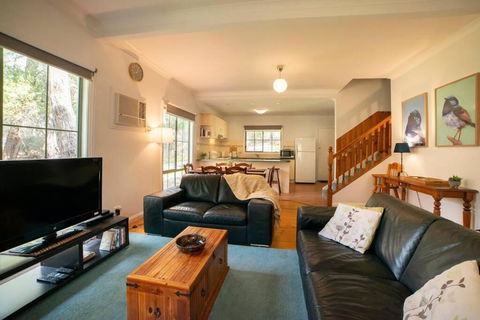 Pinnacle Retreat - Accommodation Australia 0