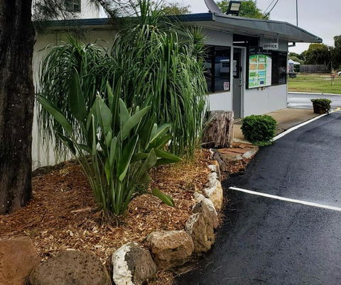 Pioneer Caravan Park - Local Tourism 0