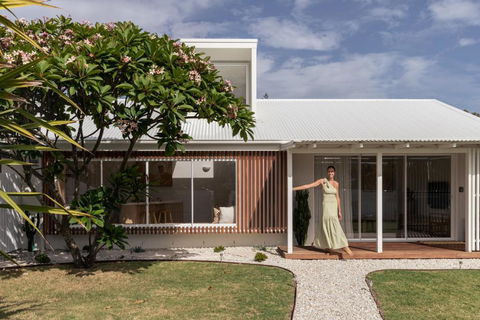 Pipis - Accommodation Australia 2