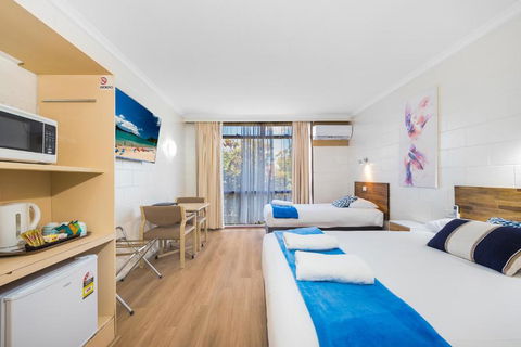 Plainsman Motel - Australia Shopping 2