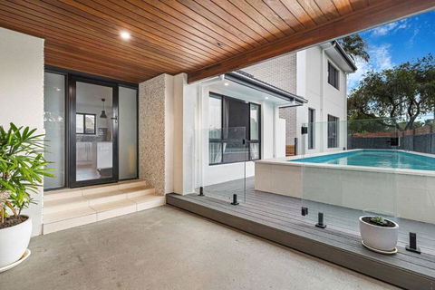 Pool House Hideaway - Accommodation Australia 0