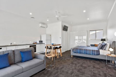 Port Lincoln Shark Apartment 4 - Accommodation Australia 0