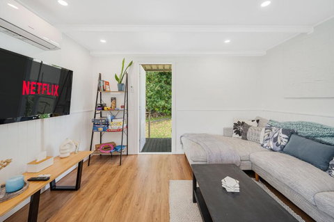 Pet Friendly Cozy Cabin - Local Tourism 1