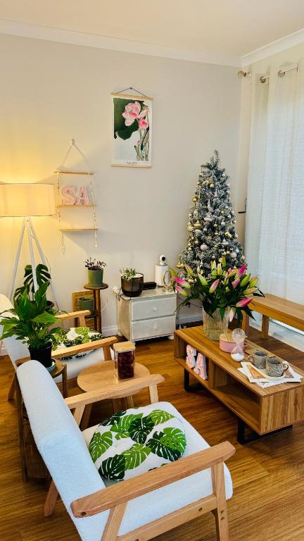 Premium Bedroom In Melbourne - Accommodation Australia 3