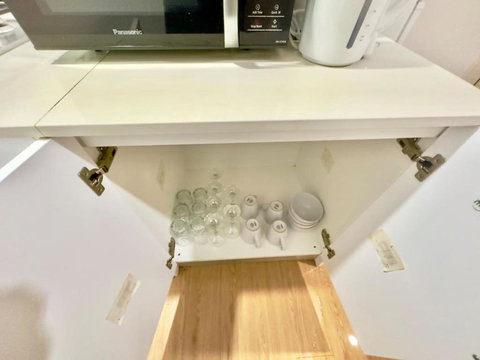 Prime 1BR Near Transport And Retail - Bed n Breakfasts 1