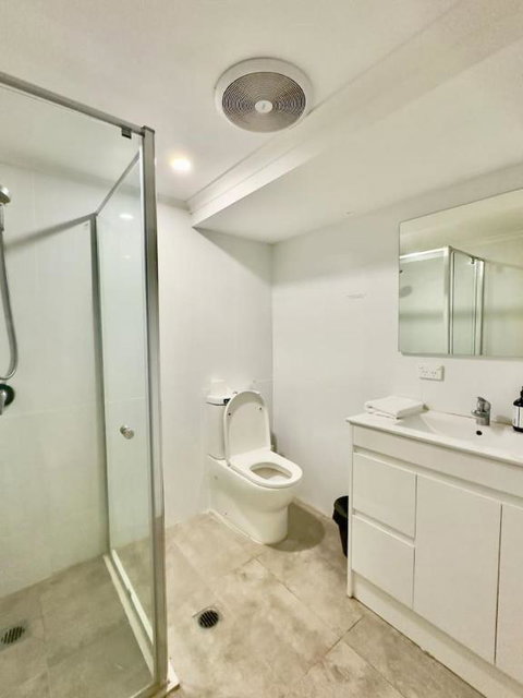 Prime 1BR Near Transport And Retail - Bed n Breakfasts 3