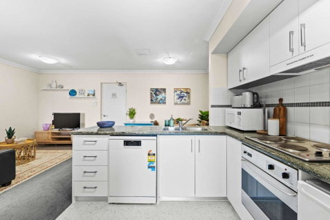 Prime Perth Apartment - Bed n Breakfasts 3