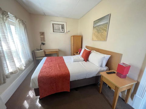 Princes Lodge Motel - Accommodation Australia 2
