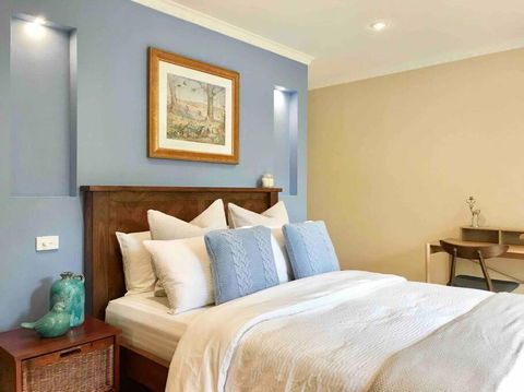 Private Entrance Beautiful Ensuite W Kitchenette - Accommodation Australia 0