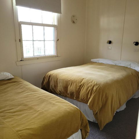 Pub In The Paddock - Accommodation Australia 2