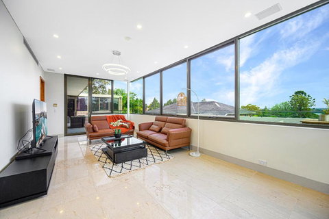 Putney Brand New Luxury House Pool & Waterview - Accommodation Australia 2