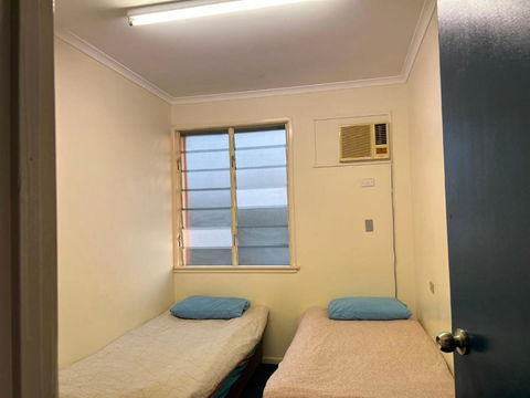 Q Lux Inn Emerald - Local Tourism 1