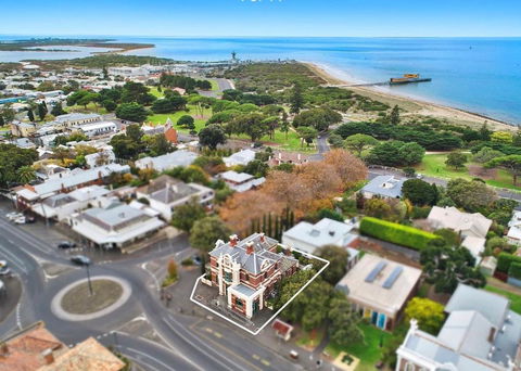 QPO QUEENSCLIFF - Bed n Breakfasts 1