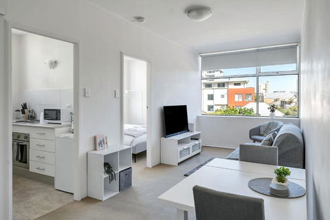 Quaint 1BD On The Doorstep Of Manly Beach - Australia Shopping 2