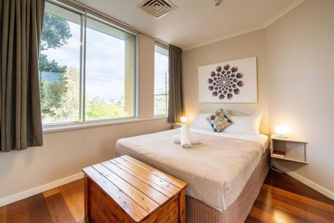 Quaint Auchenflower 1B1B Apt W Parking Close To UQ - Local Tourism 0