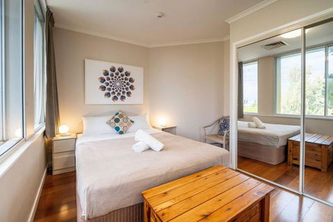 Quaint Auchenflower 1B1B Apt W Parking Close To UQ - Local Tourism 3