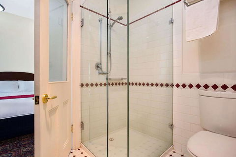 Quality Hotel Bentinck - Local Tourism 2
