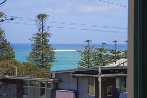 Questa E Bella - Australia Shopping 1