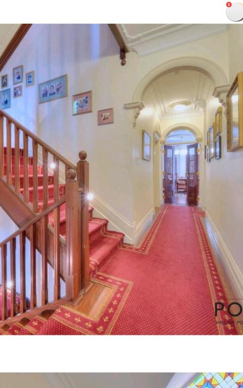 Quiet And Peaceful Perth City Living With Free Parking - Australia Shopping 0