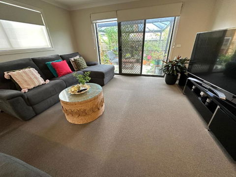 Quiet Comfort For Relaxing Stays - Local Tourism 1