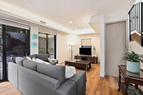 Ra Wonga - Queenscliff Beach House - Accommodation Australia 2