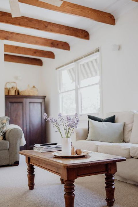 Ravenswood Farmhouse - Australia Shopping 2