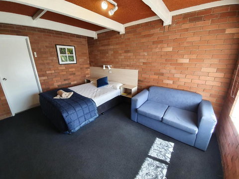 Red Chief Motel - Local Tourism 2