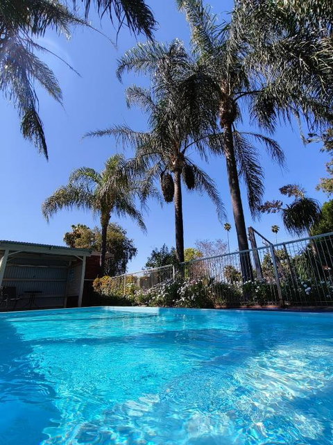 Red Chief Motel - Local Tourism 1