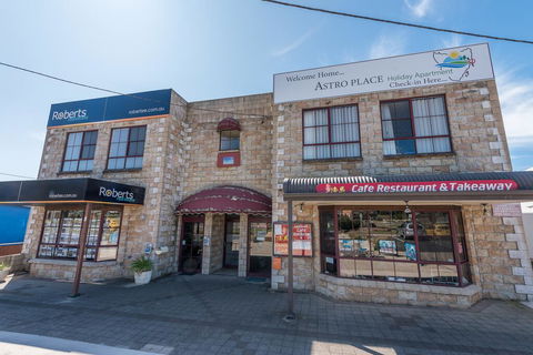 Astro Place - Accommodation Australia 0