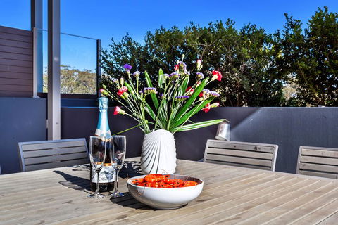 Aura Unit 10 - Shoal Bay - Accommodation Australia 1