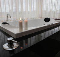 Aurora Cottages Bush Retreat - Accommodation Australia