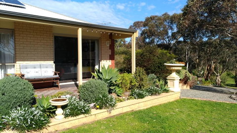 Austiny Bed And Breakfast Victor Harbor - Local Tourism 1